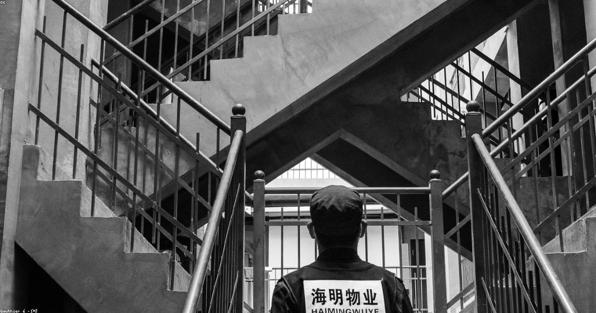 Les looks de bureau qui allient professionnalisme et créativité